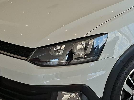 VOLKSWAGEN FOX 1.6 MSI TOTAL FLEX XTREME 4P MANUAL